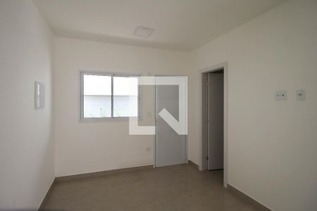 Sala/Cozinha de apartamento para alugar com 2 quartos, 45m² em Vila Graciosa, São Paulo