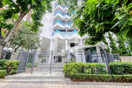 Apartamento para alugar com 104m², 3 quartos e 2 vagasFachada