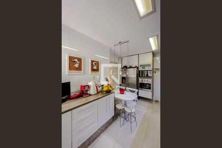 Apartamento para alugar com 104m², 3 quartos e 2 vagasCozinha