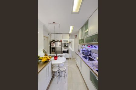 Apartamento para alugar com 104m², 3 quartos e 2 vagasCozinha