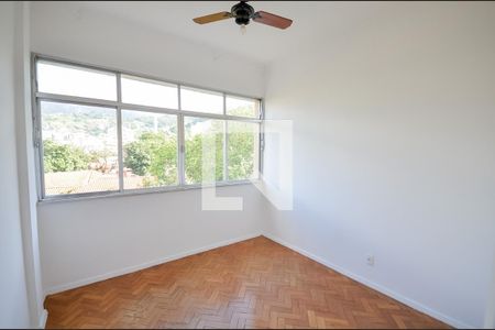 Quarto 1 de apartamento à venda com 2 quartos, 75m² em Grajau, Rio de Janeiro