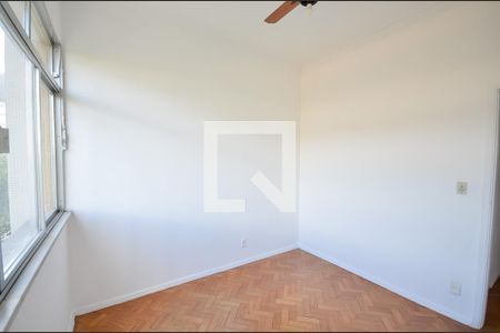 Quarto 1 de apartamento à venda com 2 quartos, 75m² em Grajau, Rio de Janeiro
