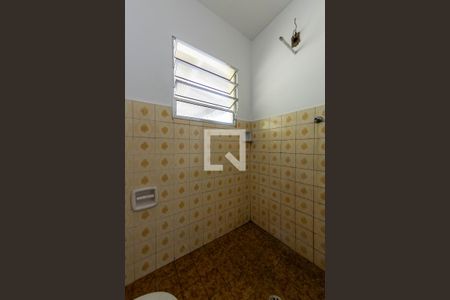 Banheiro de casa para alugar com 1 quarto, 50m² em Vila Alpina, São Paulo