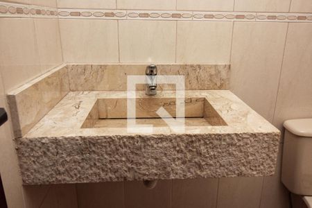 Lavabo de casa para alugar com 2 quartos, 98m² em Camaquã, Porto Alegre