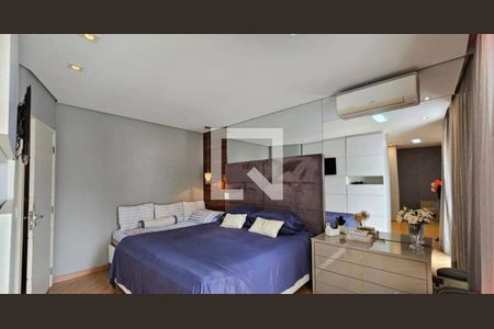 Casa à venda com 217m², 3 quartos e 3 vagas