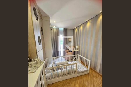 Casa à venda com 217m², 3 quartos e 3 vagas