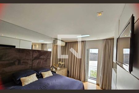 Casa à venda com 217m², 3 quartos e 3 vagas