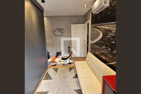 Casa à venda com 217m², 3 quartos e 3 vagas