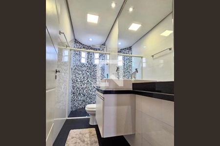 Casa à venda com 217m², 3 quartos e 3 vagas