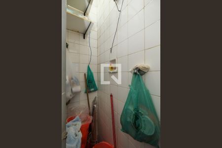 Apartamento à venda com 76m², 2 quartos e 1 vagaBanheiro de serviço