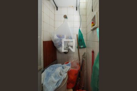 Apartamento à venda com 76m², 2 quartos e 1 vagaBanheiro de serviço