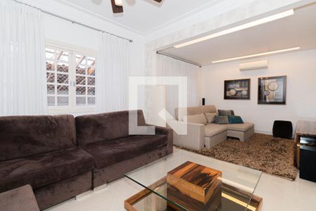 Sala de casa à venda com 3 quartos, 225m² em Parque Vitória, São Paulo