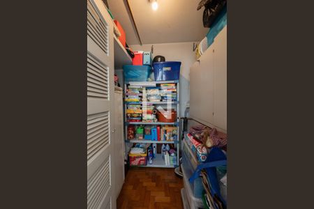 Apartamento à venda com 167m², 4 quartos e sem vagaÁrea de Serviço