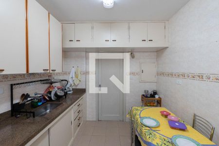 Apartamento à venda com 167m², 4 quartos e sem vagaCozinha