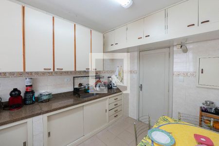 Apartamento à venda com 167m², 4 quartos e sem vagaCozinha