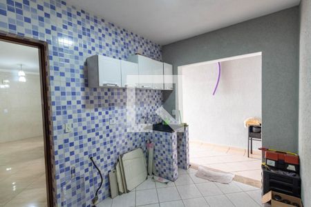 Casa à venda com 120m², 3 quartos e 2 vagasLavanderia