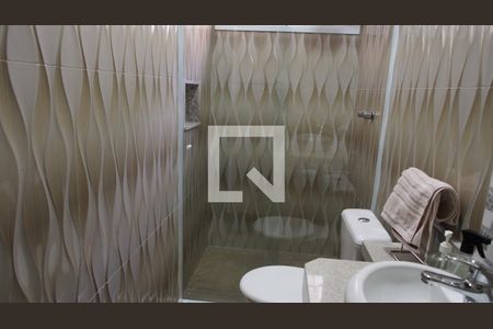 Casa à venda com 230m², 3 quartos e 5 vagasBanheiro