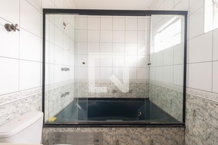 Casa para alugar com 150m², 3 quartos e 3 vagasBanheiro Suíte 