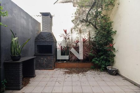 Casa para alugar com 150m², 3 quartos e 3 vagasQuintal e Churrasqueira 