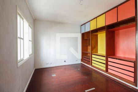 Casa para alugar com 150m², 3 quartos e 3 vagasSuíte 