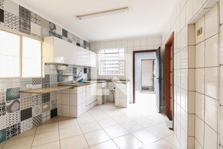 Casa para alugar com 150m², 3 quartos e 3 vagasCozinha 