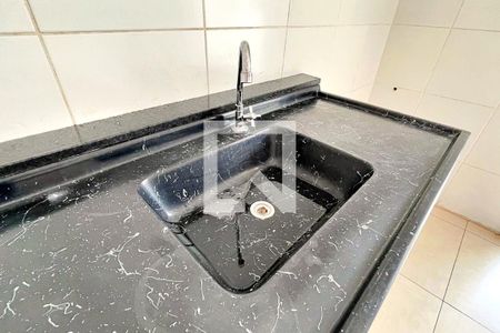 Cozinha de apartamento para alugar com 1 quarto, 37m² em Vila Galvão, Guarulhos