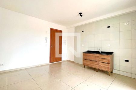 Cozinha de apartamento para alugar com 1 quarto, 37m² em Vila Galvão, Guarulhos