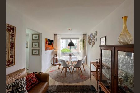 Apartamento à venda com 75m², 2 quartos e 1 vagaSala