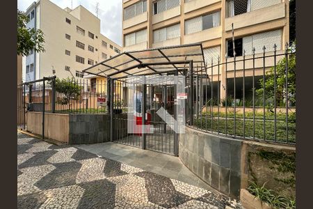 Apartamento à venda com 75m², 2 quartos e 1 vagaFachada