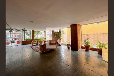 Apartamento à venda com 75m², 2 quartos e 1 vagaHall Social