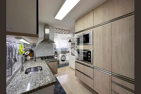 Apartamento à venda com 75m², 2 quartos e 1 vagaCozinha