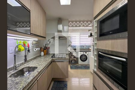 Apartamento à venda com 75m², 2 quartos e 1 vagaCozinha