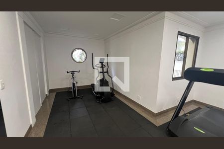 Apartamento à venda com 218m², 3 quartos e 2 vagas Apartamento à venda com 218m², 3 quartos e 2 vagasÁrea comum