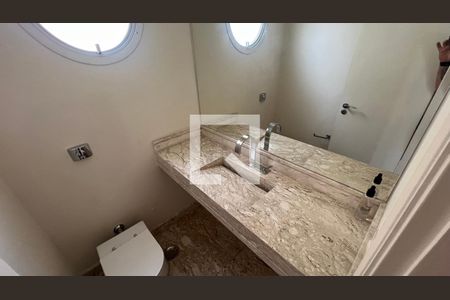 Apartamento à venda com 218m², 3 quartos e 2 vagas Apartamento à venda com 218m², 3 quartos e 2 vagasLavabo