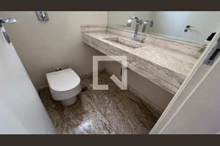 Apartamento à venda com 218m², 3 quartos e 2 vagas Apartamento à venda com 218m², 3 quartos e 2 vagasLavabo