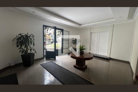 Apartamento à venda com 218m², 3 quartos e 2 vagas Apartamento à venda com 218m², 3 quartos e 2 vagasÁrea comum