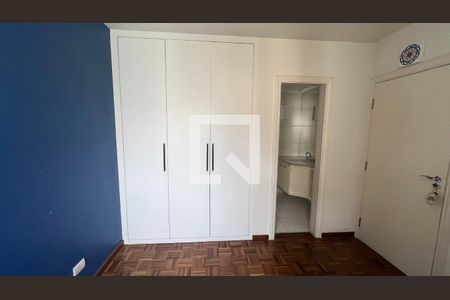 Apartamento à venda com 218m², 3 quartos e 2 vagas Apartamento à venda com 218m², 3 quartos e 2 vagasSuite 1