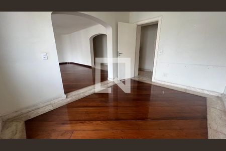 Apartamento à venda com 218m², 3 quartos e 2 vagas Apartamento à venda com 218m², 3 quartos e 2 vagasSala de Jantar