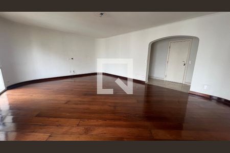 Apartamento à venda com 218m², 3 quartos e 2 vagas Apartamento à venda com 218m², 3 quartos e 2 vagasSala