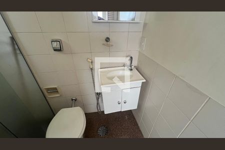 Apartamento à venda com 218m², 3 quartos e 2 vagas Apartamento à venda com 218m², 3 quartos e 2 vagasBanheiro de serviço
