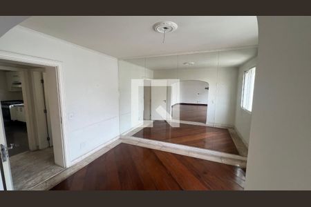 Apartamento à venda com 218m², 3 quartos e 2 vagas Apartamento à venda com 218m², 3 quartos e 2 vagasSala de Jantar