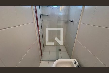 Apartamento à venda com 218m², 3 quartos e 2 vagas Apartamento à venda com 218m², 3 quartos e 2 vagasBanheiro da Suíte 1