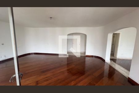 Apartamento à venda com 218m², 3 quartos e 2 vagas Apartamento à venda com 218m², 3 quartos e 2 vagasSala