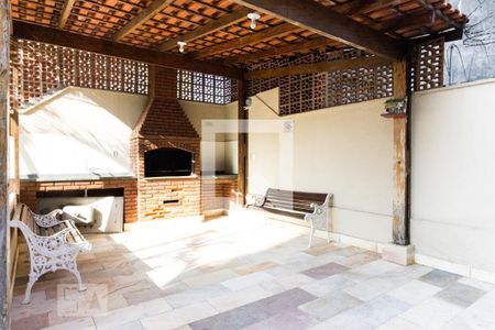 Apartamento à venda com 80m², 2 quartos e 1 vaga Apartamento à venda com 80m², 2 quartos e 1 vagaÁrea comum - Churrasqueira