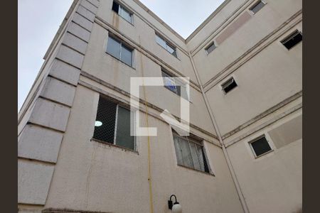 Apartamento para alugar com 50m², 2 quartos e 2 vagas Apartamento para alugar com 50m², 2 quartos e 2 vagasFachada Bloco