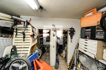 Casa à venda com 500m², 5 quartos e 4 vagas Casa à venda com 500m², 5 quartos e 4 vagasQuarto de Serviço