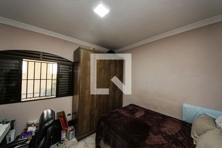 Casa à venda com 500m², 5 quartos e 4 vagas Casa à venda com 500m², 5 quartos e 4 vagasQuarto