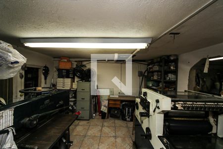 Casa à venda com 500m², 5 quartos e 4 vagas Casa à venda com 500m², 5 quartos e 4 vagasQuarto de Serviço