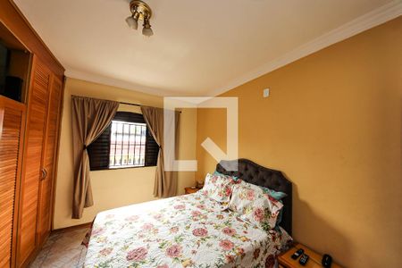 Casa à venda com 500m², 5 quartos e 4 vagas Casa à venda com 500m², 5 quartos e 4 vagasQuarto