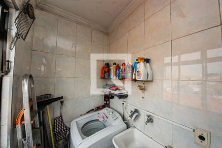 Casa à venda com 500m², 5 quartos e 4 vagas Casa à venda com 500m², 5 quartos e 4 vagasÁrea de Serviço 1